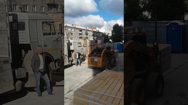 Зачем нужен мини-погрузчик? смотреть онлайн