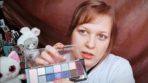 АСМР Грубая подруга сделает тебе макияж 💄