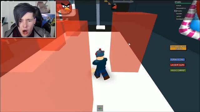 ESCAPE THE GIANT IPHONE?! | Roblox смотреть онлайн