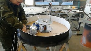 Подиум плавного вращения с регулировкой скорости Диаметр - 1000 мм.