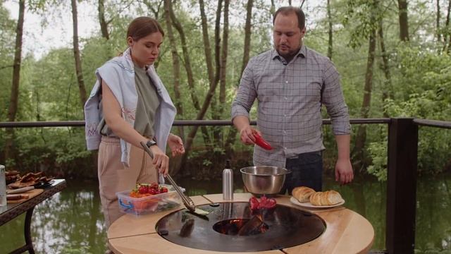 Дизайнерский мангал UNO плюс уже в Казахстане смотреть онлайн