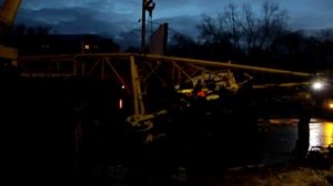 В Омске упал строительный кран: есть погибшие (26 октября 2015)