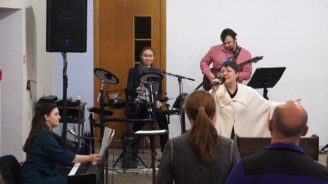 ЭТОТ ДЕНЬ СОТВОРИЛ ГОСПОДЬ, РАДУЙСЯ И ВЕСЕЛИСЬ ПРЕД НИМ! смотреть онлайн