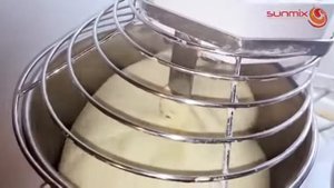 Настольный двухскоростной тестомес  Sunmix на 6кг. теста 220V.