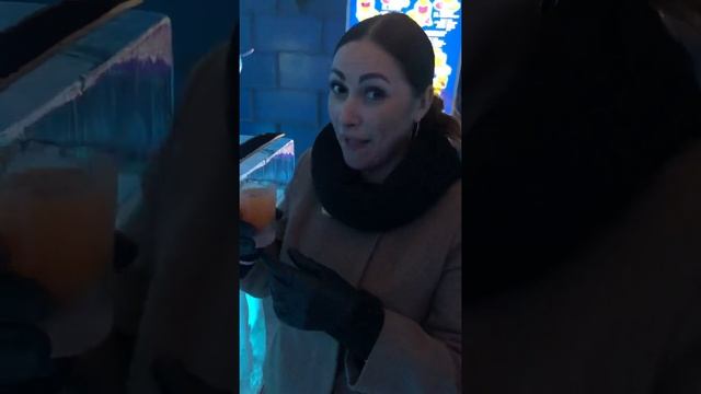 А вы пили из ледяных стопок? Эксперимент) Ice bar Будапешт