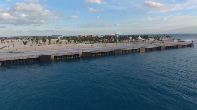 ShibataFenderTeam Cell Fenders for Cruise Jetty смотреть онлайн