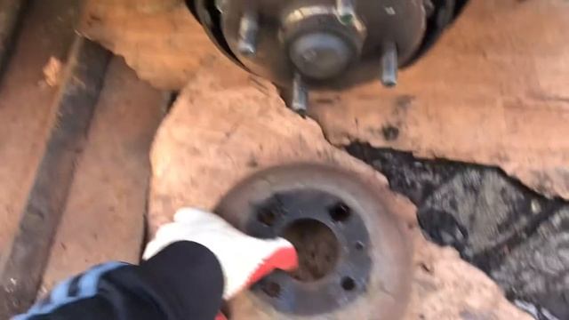 замена тормозного барабана Hyundai Accent