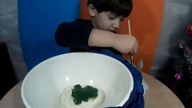 Лепим Ам няма и делаем сами пластилин Play Doh. Лепим Хрума. смотреть онлайн