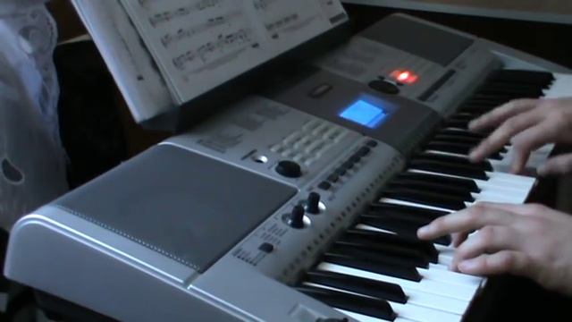 Tango La Cumparsita - keyboard Yamaha PSR E403 смотреть онлайн
