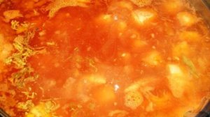Овощной суп с курицей, лапшой и цуккини