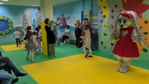 Аниматоры. Арише 5 лет. День рождения 2 часть. #аниматоры#мультики#дети видео для детей