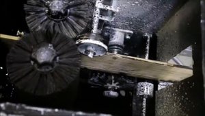 Лакораспылительный станок с щеточным втиранием Ceetec P40