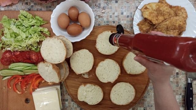 Бургеры с куриной грудкой