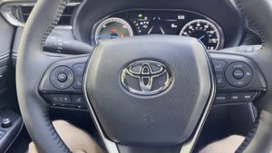 Тест-драйв Toyota Venza 2021: новая крутая Тойота Венза