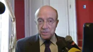 Bordeaux : conférence de presse d'Alain Juppé