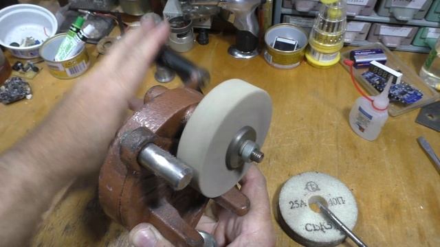 Точило ручное пробуем в работе. Другие находки. смотреть онлайн