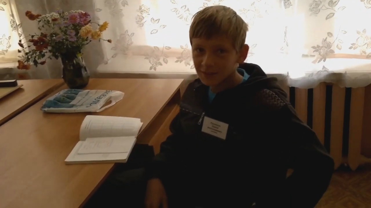 Учитель написал, как курица лапой смотреть онлайн