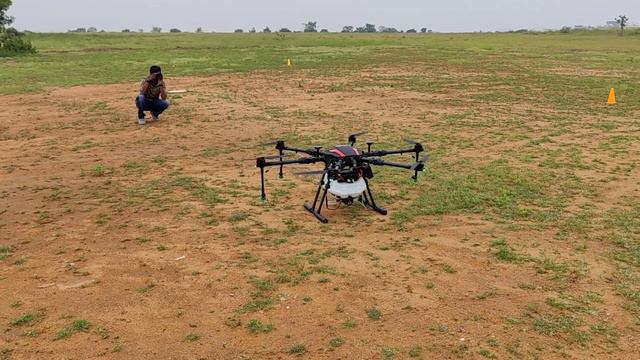 Heavy Lift Agriculture Spraying Drone Flite test #drone #agriculture