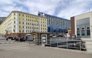 Кафе Золотой Феникс , 1 - я Морская . Владивосток