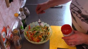 Салат с рисовой лапшой по-корейски
