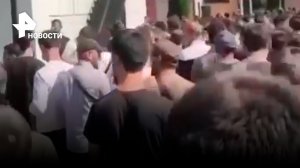 Как идет мобилизация в Чечне: толпы резервистов и добровольцев идут к военкоматам / РЕН Новости
