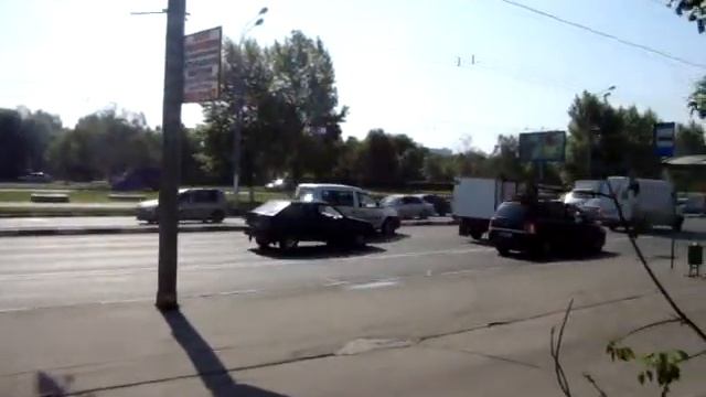 Москва пр-т Андропова д.8 ТЦ Мегаполис часть 2 время 10-00 смотреть онлайн