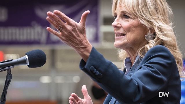 Here are Biden’s worst moments from his disastrous press conference смотреть онлайн