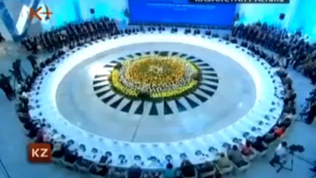 Елбасы будет и дальше "перекраивать" Конституцию? смотреть онлайн