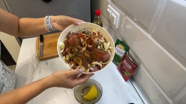 РЕЦЕПТ САМОГО ВКУСНОГО МАРИНАДА ДЛЯ ИНДЕЙКИ. ГОТОВИМ ВКУСНЫЙ ШАШЛЫК смотреть онлайн
