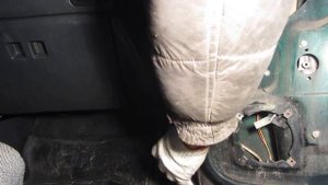 Как снять дверь на ВАЗ 2110, 2111 и 2112