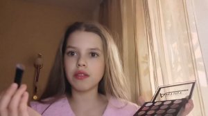 АСМР | ДЕВОЧКА НА подработке делает тебе МАКИЯЖ