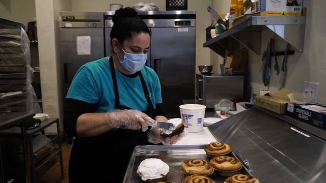 Support your community coffee shop: Siren's Java & Tea смотреть онлайн