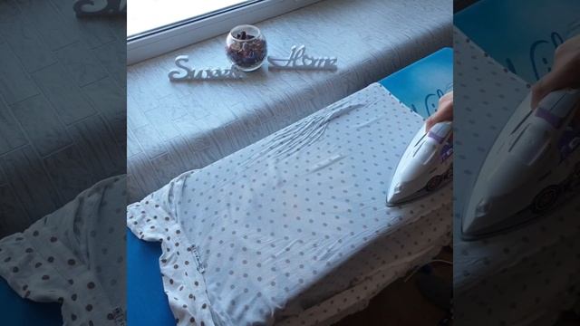 Электрический утюг Polaris PIR2685AK смотреть онлайн