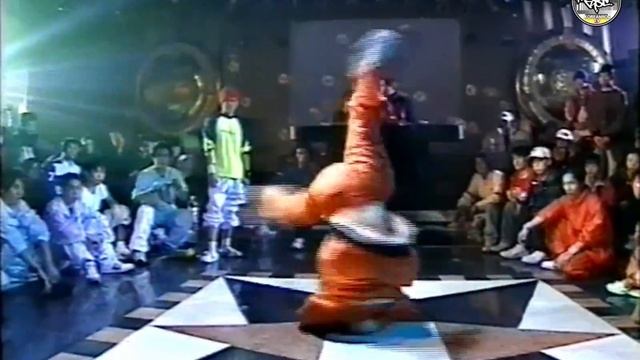 PEOPLE CREW vs. T.I.P (HD) | 1998 대한민국 비보이 역사의 빅뱅. 대한민국 비보잉 역사는 이전과 이후로 나뉜다. // koreanRoc. смотреть онлайн