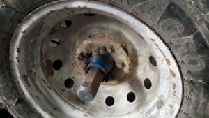 Диски от "НИВЫ"на минитракторе