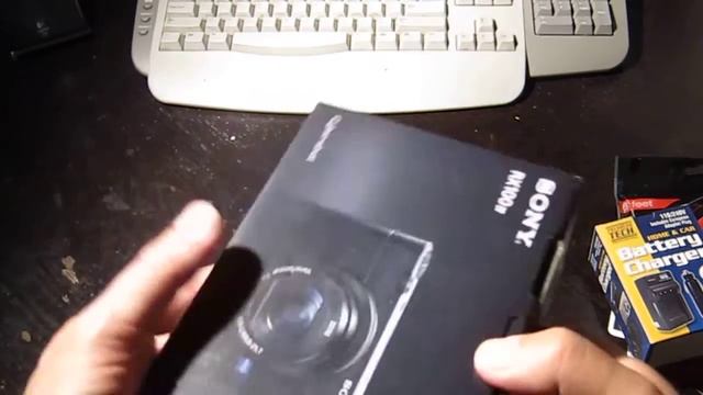 Sony RX100 IV (m4) - Unboxing (8/2015) смотреть онлайн