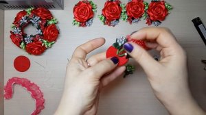 DIY Резинка на маленький пучок.  МК Украшение на гульку.  Розы из атласных лент.  Канзаши