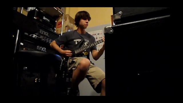 Testing guitars in a music shop - Schecter Revenger and Schecter Sunset Extreme смотреть онлайн