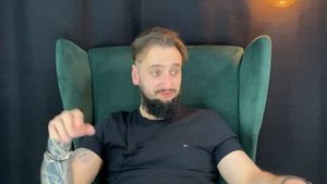 ЕСЛИ ТЫ ДОБИВАЕШЬСЯ ДЕВУШКУ, А ОНА ГОВОРИТ, ЧТО НИЧЕГО К ТЕБЕ НЕ ЧУВСТВУЕТ?