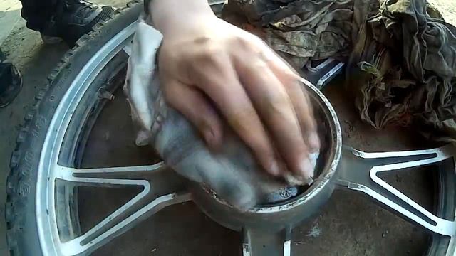 МАЛЕНЬКИЙ РЕМОНТ ТОРМОЗОВ смотреть онлайн