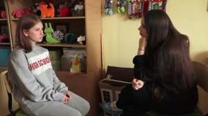15-летняя девочка Люда ищет любящую семью