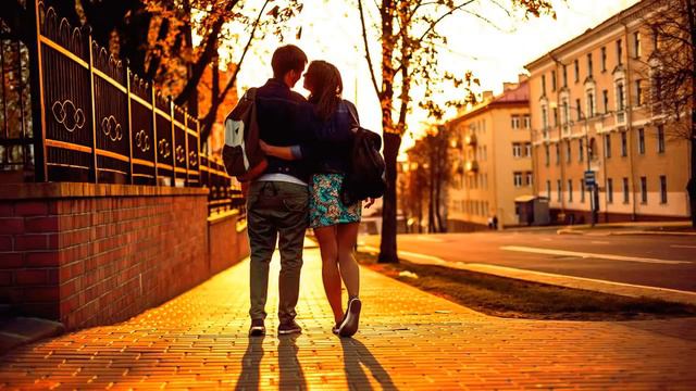 Сынок Брось её - Стравливает она вас, специально, и наслаждается этим плакала мать. А он не верил. смотреть онлайн