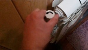 Видео: Как перекрыть батарею отопления, если в квартире жарко?