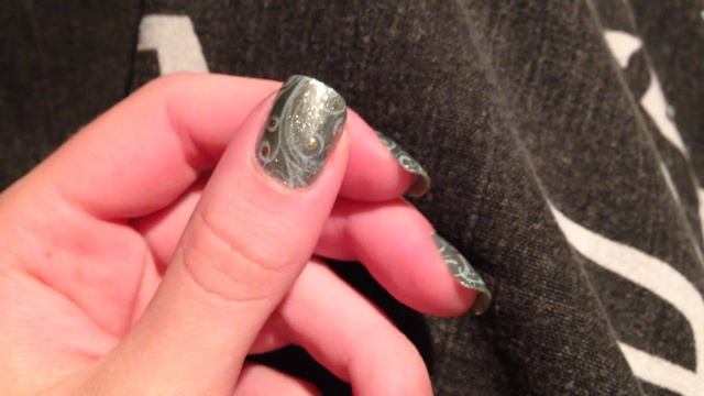 Лак для ногтей Bazaar смотреть онлайн