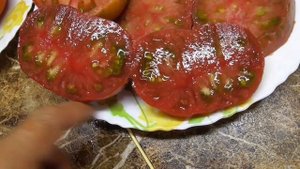 Томатные Гномы - новинки 2022 года. Гном Металлика - очень урожайный и вкусный! Дегустация.