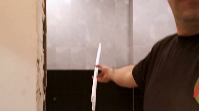 монтаж галтелей / монтаж потолочного багета / монтаж потолочного плинтуса
