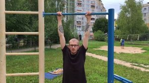 Вис на турнике. Как правильно висеть на турнике.
