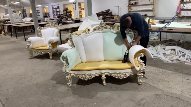 Ремонт перетяжка та виготовлення м’яких Меблів т.095-479-65-20 т.096-666-45-78 смотреть онлайн