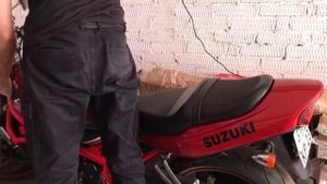 Suzuki GSF 400 Bandit запуск после длительного простоя на холодную