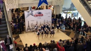 Чир фристайл команда дети